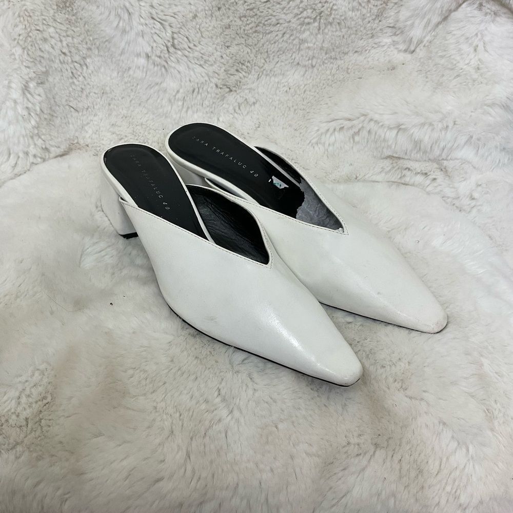 ZARA V Cut Pointed Tow Chunky Heel Mules US 9 EUR 40 - Picture 3 of 14